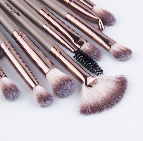 12 eye shadow brush nose shadow high light repair capacity shadow eyebrow brush portable novice makeup brush set