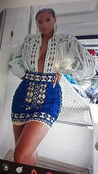 CHIC MOCK NECK FLORAL TOP