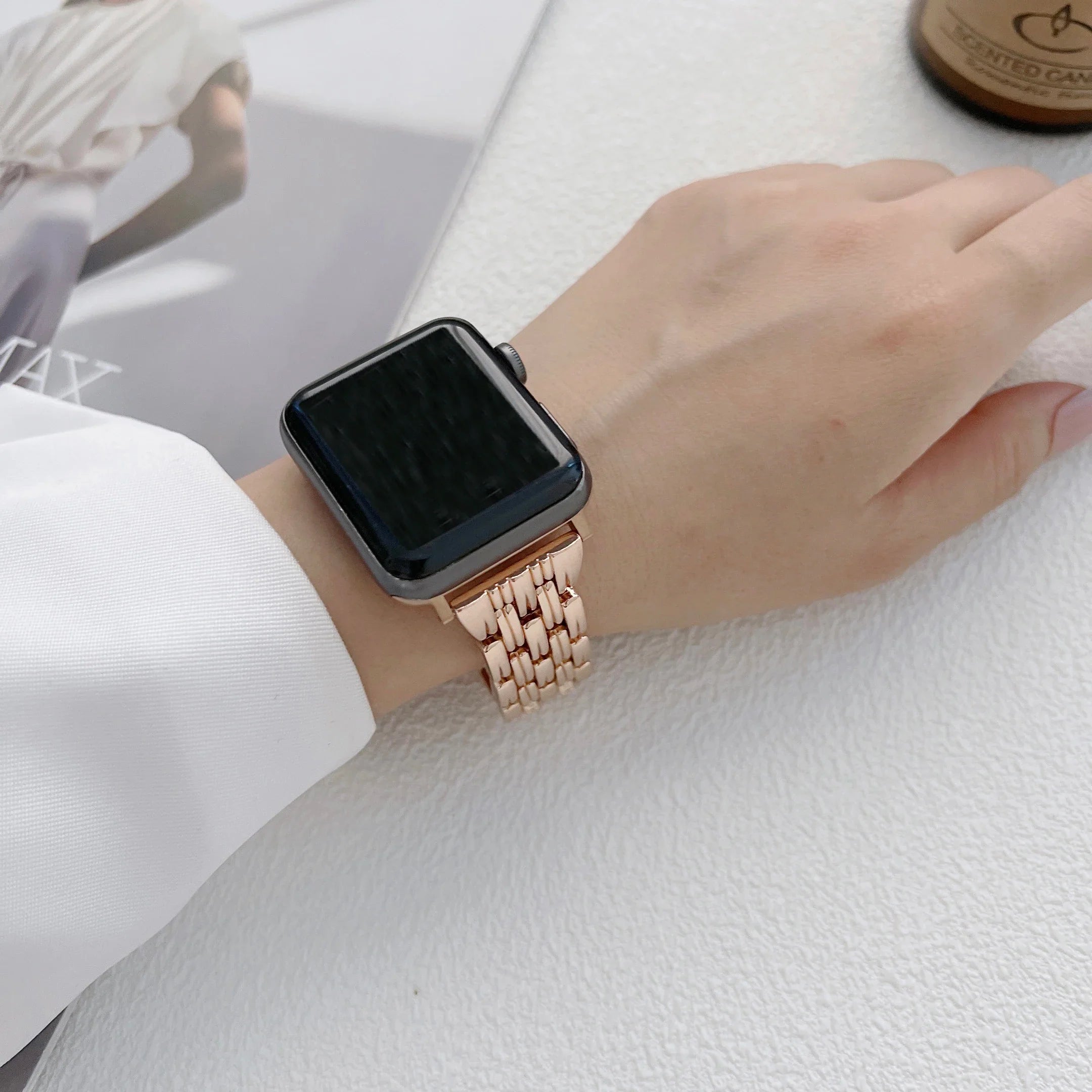 Apple Watch Stainless Steel Band - Luxury Diamond Design