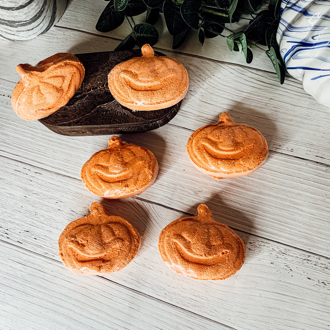 Pumpkin Spice Bath Bomb 3.5oz Fall Scented Bath Fizzy Gift For Women