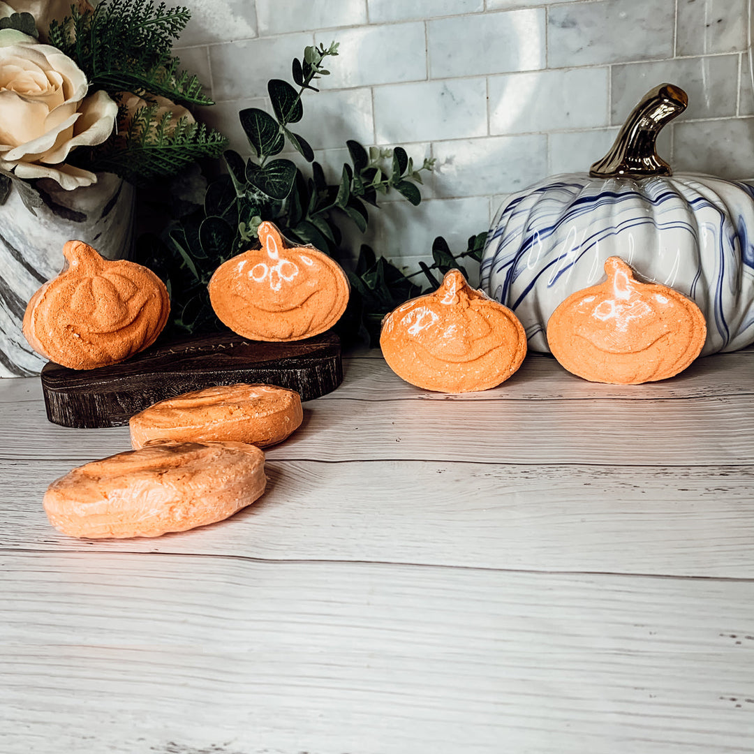 Pumpkin Spice Bath Bomb 3.5oz Fall Scented Bath Fizzy Gift For Women