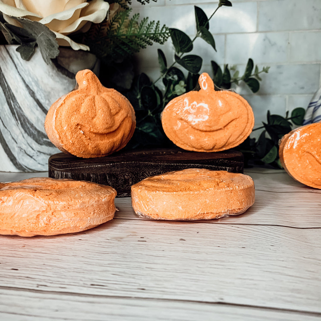 Pumpkin Spice Bath Bomb 3.5oz Fall Scented Bath Fizzy Gift For Women
