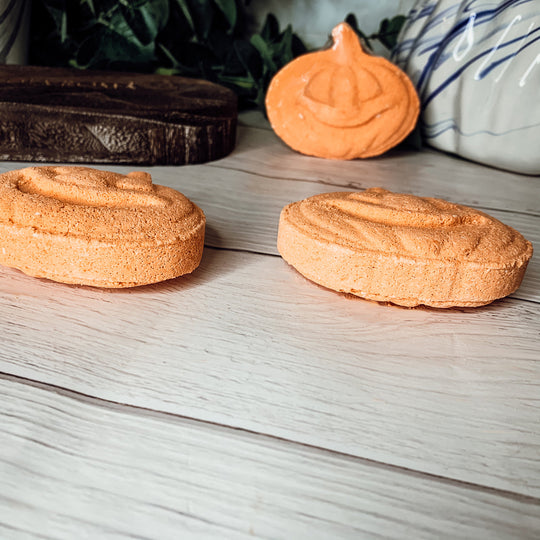 Pumpkin Spice Bath Bomb 3.5oz Fall Scented Bath Fizzy Gift For Women