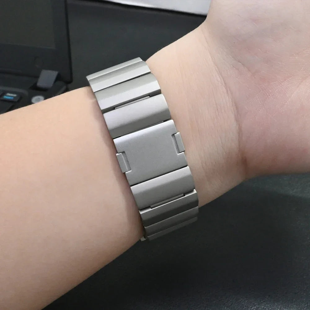 Garmin Titanium Strap - Magnetic, Durable, Stylish Design