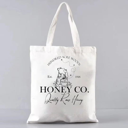 Cute Winnie The Pooh Women's Casual tote bag Disney reusable shopping bag Women's travel portable tote bag Winnie the Pooh tote