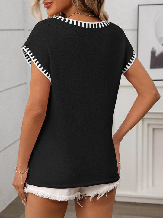 Contrast Trim V-Neck Short Sleeve Knit Top