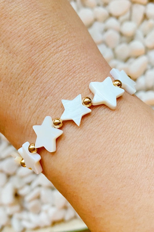Shelly Star Stretch Shell Bracelet With Gold Bead Accents