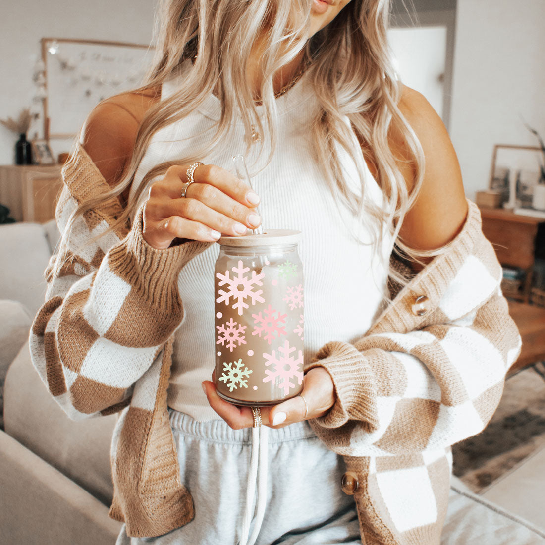 Vintage Santa Cheers 17oz Pastel Snowflake Holiday Cocoa Cup - Retro Christmas